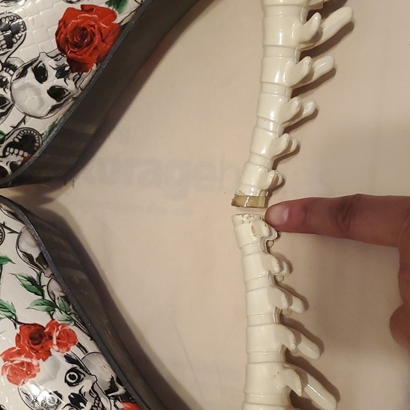 Show Story Skull and Roses Print Bone Platform Stiletto's SZ 36 - Picture 6 of 8